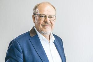Portraitfoto Walter Behrens (1. Kreisrat)