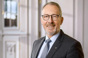 Portraitbild von Landrat Dr. Wolfgang Buschmann