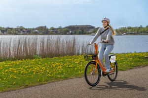 SMILE24_Bikesharing Person_copyright NAH.SH