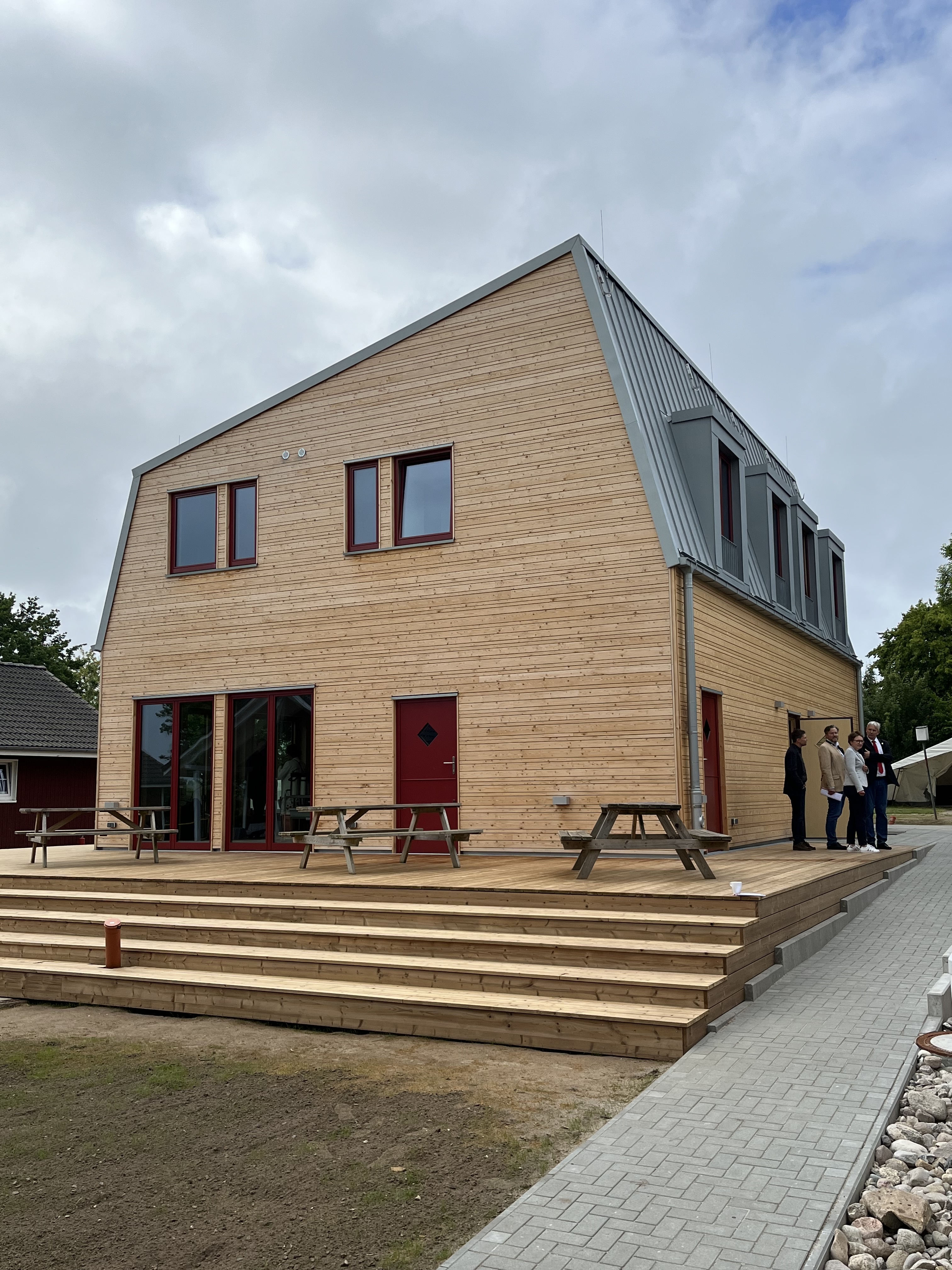 Neues Workshop- und Seminargebaeude Neukirchen