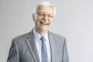 Portraitfoto vom Kreispräsidenten Ulrich Brüggemeier